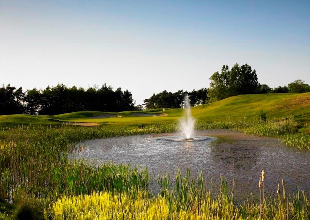 Tracy Park Hotel & Country Club Doynton Εξωτερικό φωτογραφία